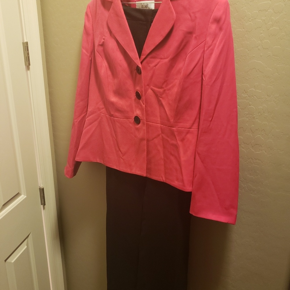 Women's Clothing